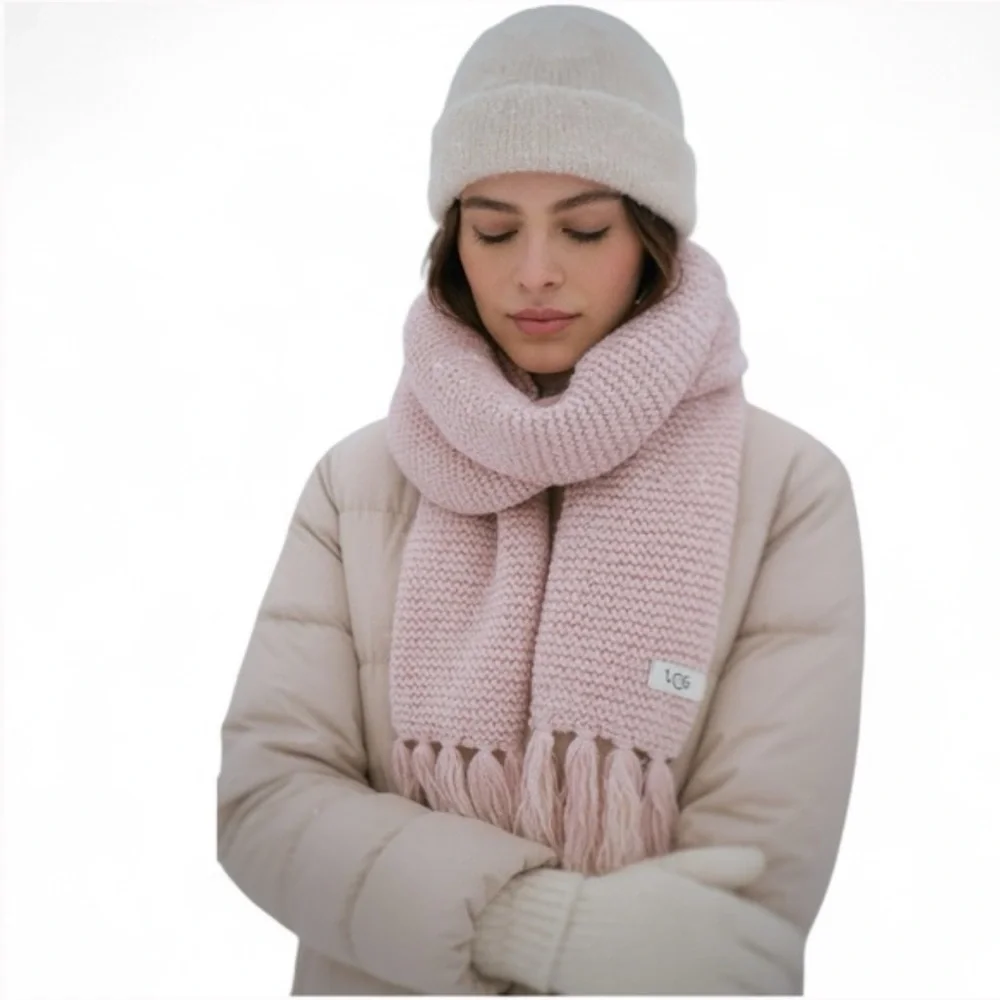 NEW UGG Women's Chunky Knit Scarf with Fringe